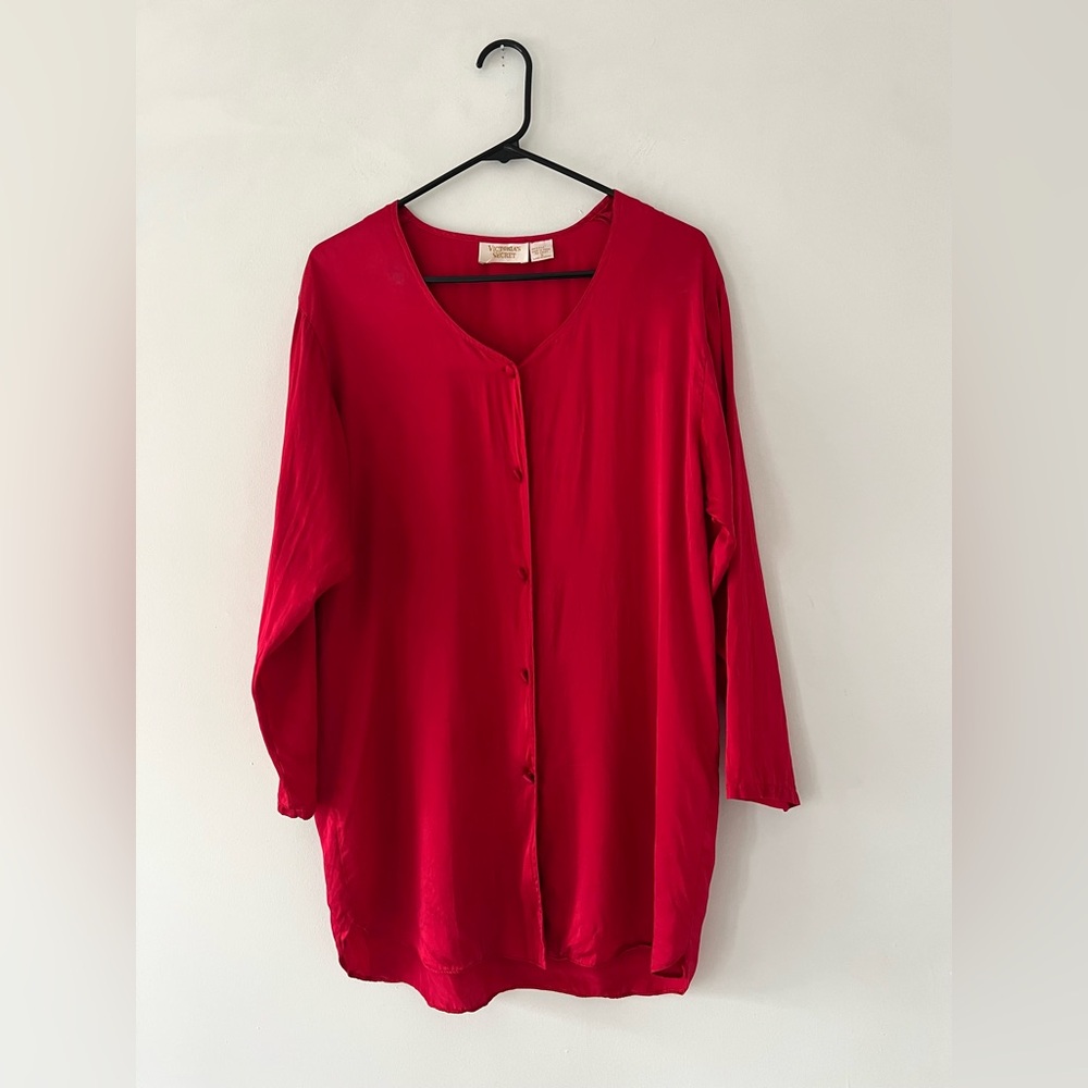 Vintage‎ Victoria’s Secret gold label red silk sleep shirt nightgown top small